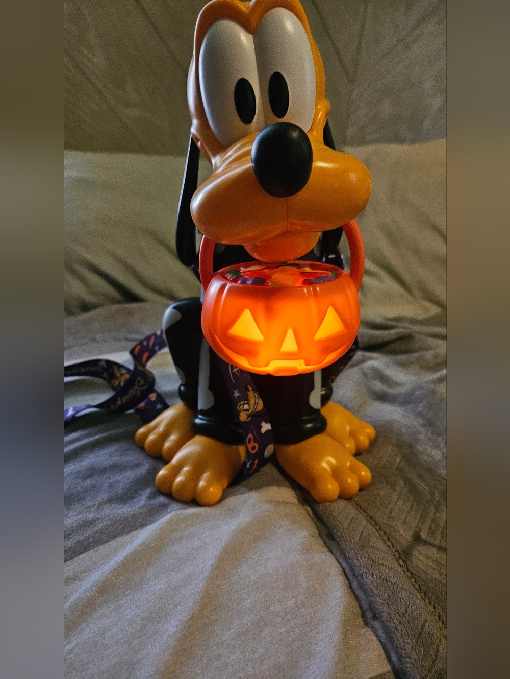 DISNEYLAND - MICKEY'S NOT SO SCARY HALLOWEEN PARTY 2025 PLUTO SOUVENIR SIPPER